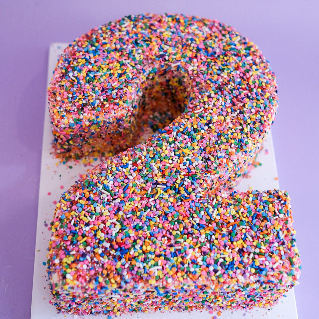 Sprinkles Number Cake – Padoca Bakery