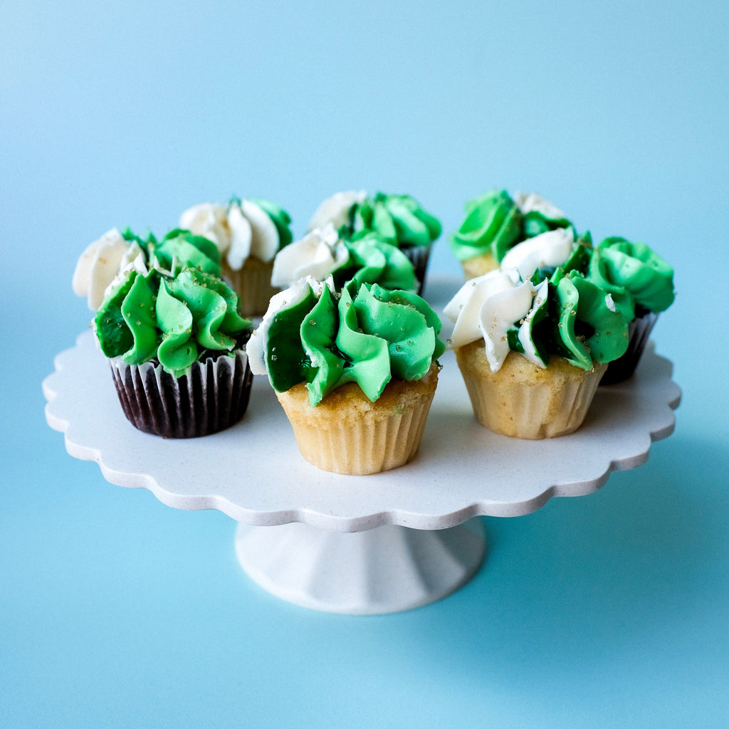 green and white cupcakes 